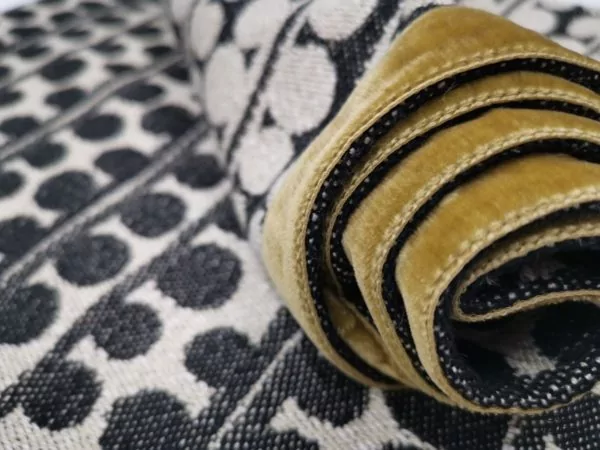 Runner Caterina Quartana Textile Designer