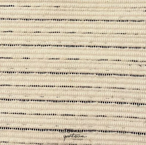 Wool rug with bouclé motif - Image 4