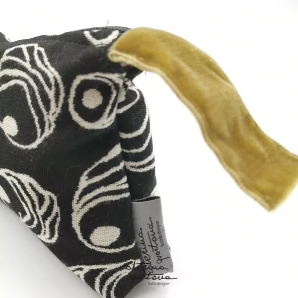 Pochette in gold jacquard fabric - Image 2