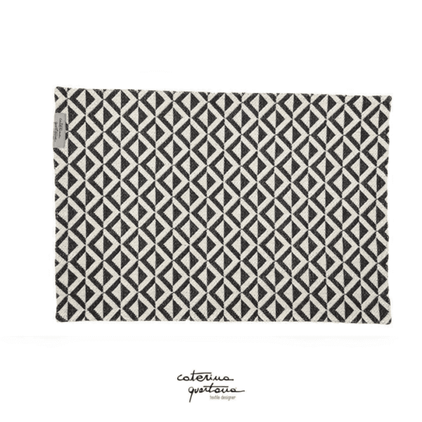 Ecrù and Black Breakfast Tablecloth