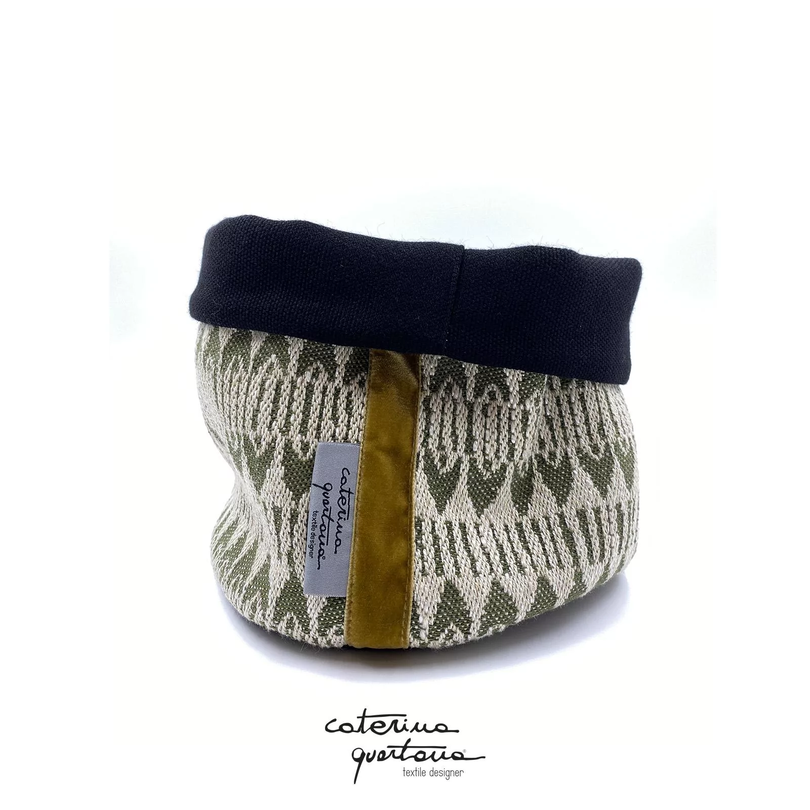 Linen basket Frisée design in forest green and black, gold velvet