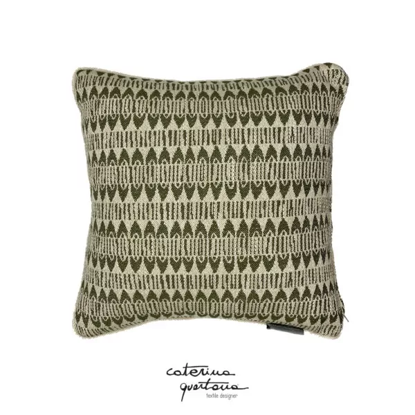 Ecru and forest green Frisée design linen cushion combined with burgundy and gold velvet - Image 3