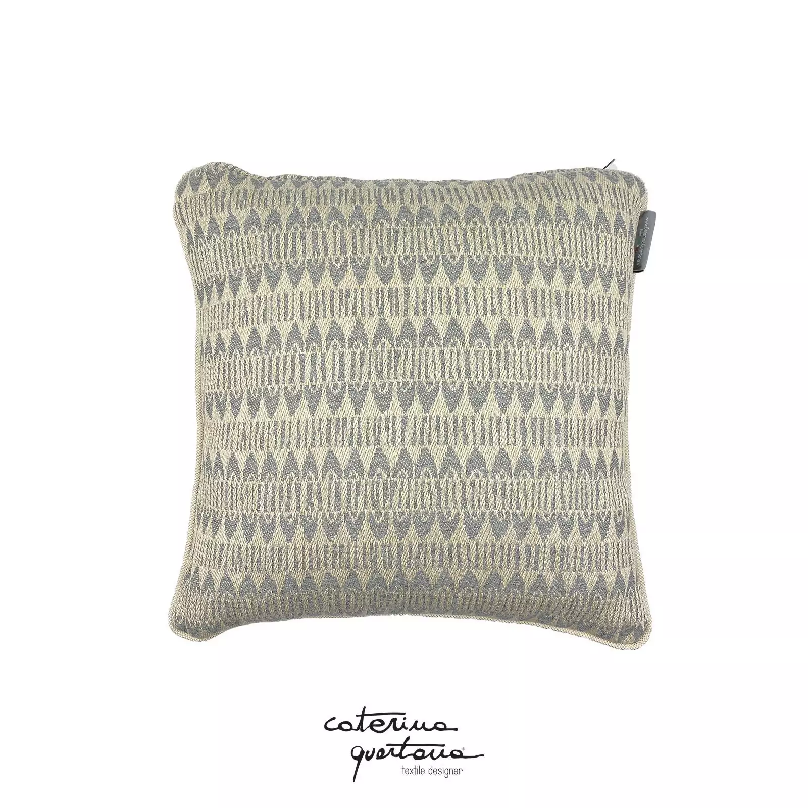 Cuscino in lino disegno Frisée color écru e grigio unito al velluto rosa antico e oro - immagine 3