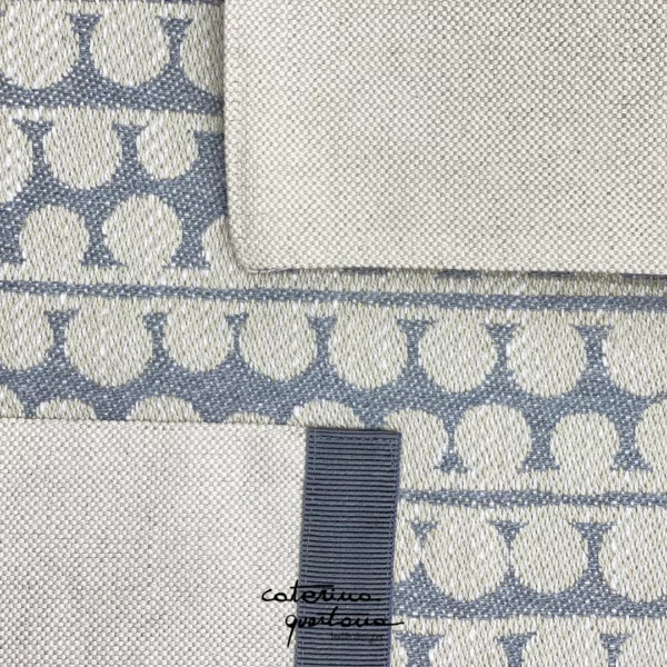 Tovaglietta in Lino disegno Bouclè color grigio ed écru, con tasca color ecrù e canetè color grigio - immagine 2