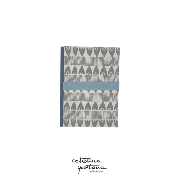 Writing notebook in linen with gray Frisée design with gray elastic