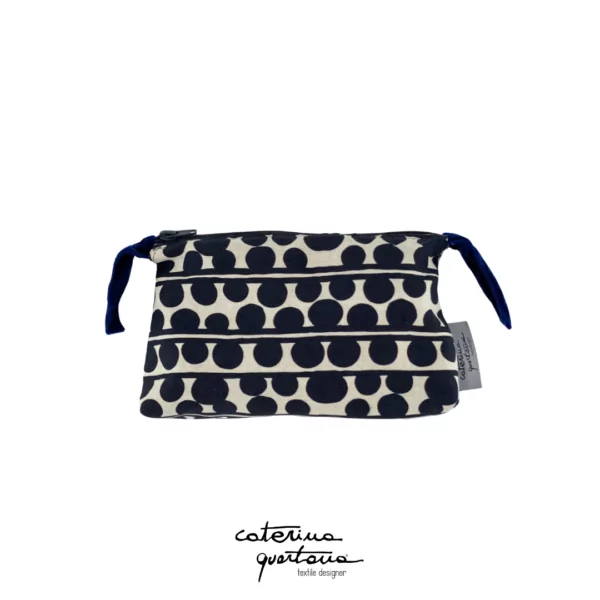 Pochette in Lino con disegno Bouclè colore nero ed écru, velluto color blu