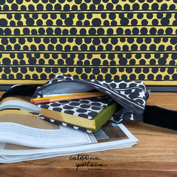 Pochette in Lino con disegno Bouclè colore nero ed écru, velluto color nero - immagine 3