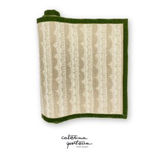 Striscia Decorativa in lana e cotone disegno Tissage color écru con bordo in velluto color verde bosco