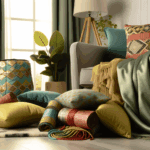 Cuscini e Plaid Coordinati: Armonia Tessile nel Salotto - Approfondisci come combinare materiali e colori per coerenza visiva.