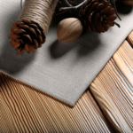 Tovaglie Naturali per Tavoli Importanti - Materia che valorizza il legno.